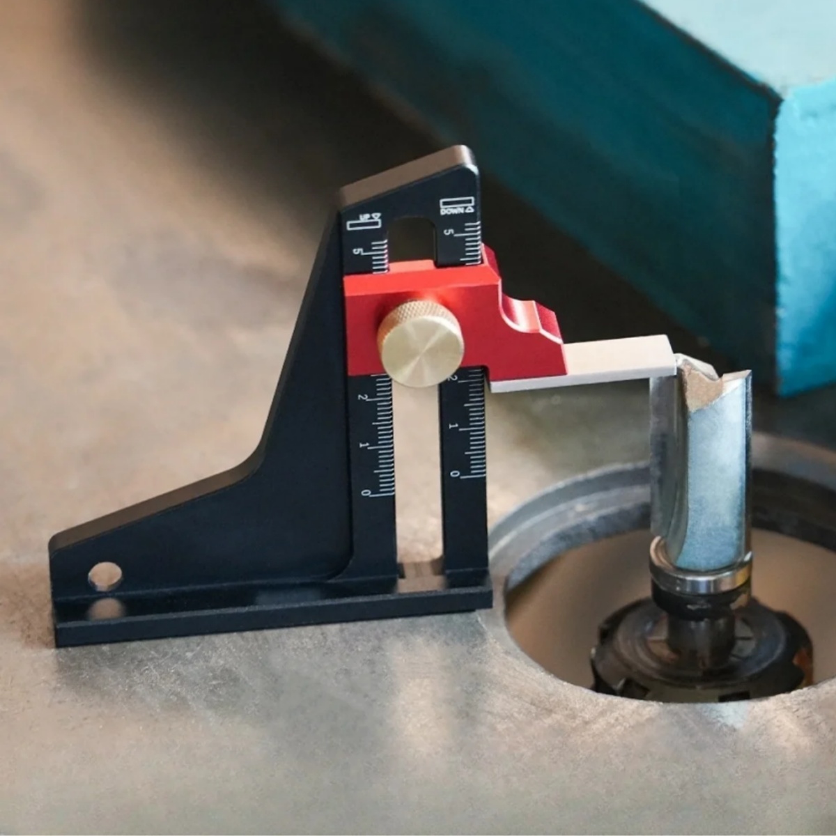 Scroll Saw Bench - Jauge de hauteur pour le travail